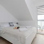 Posesja Kapitanska Przy Plazy By Renters *