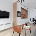 Posesja Kapitanska Przy Plazy By Renters *