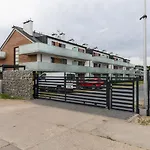 Posesja Kapitanska Przy Plazy By Renters *
