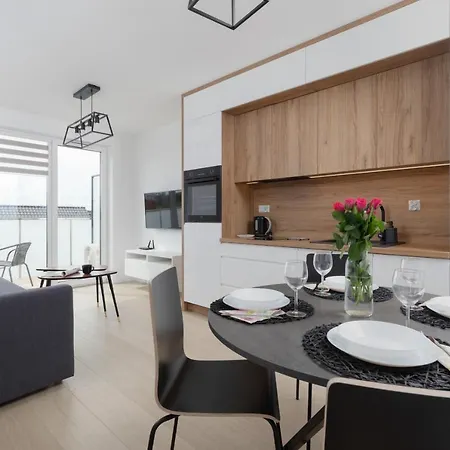 Posesja Kapitanska Przy Plazy By Renters Grzybowo (West Pomeranian)